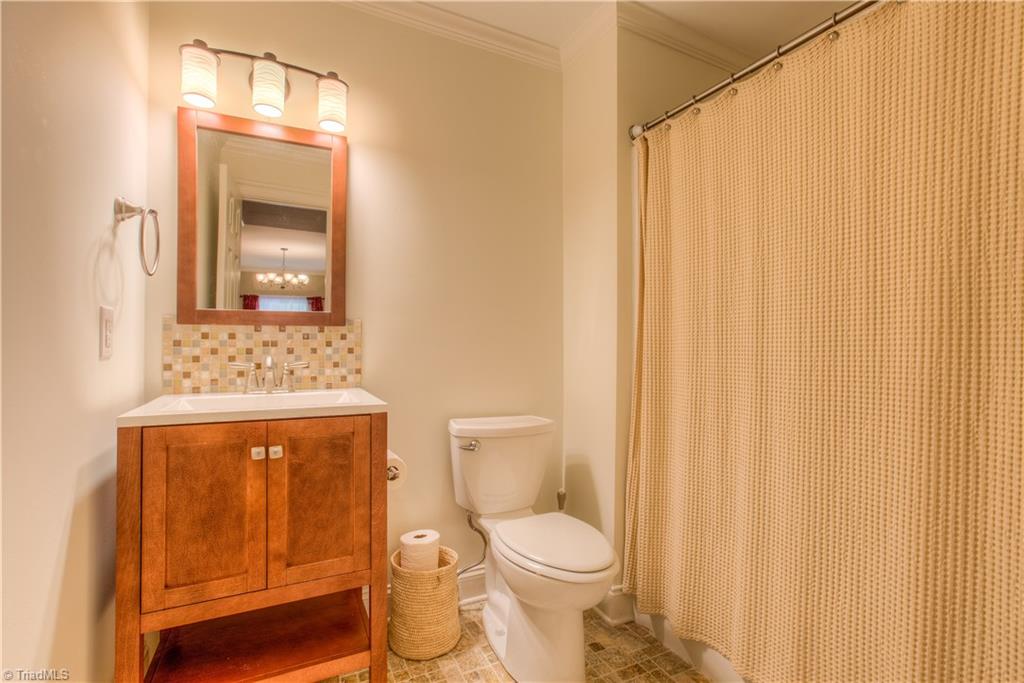 2509 Burch Point High Point, NC 27265 - Photo 21 of 26 Gallery Image 21