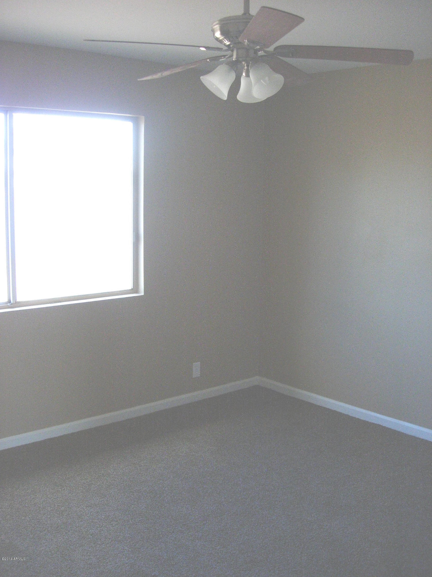 7436 West Hatcher Road Peoria, AZ 85345 - Photo 6 of 16 Master bedroom