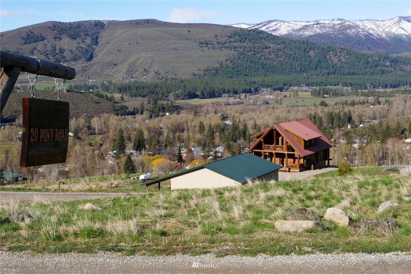 20 Pony Road Winthrop, WA 98862 - Photo 4 of 40 an aerial view of a house with a yard