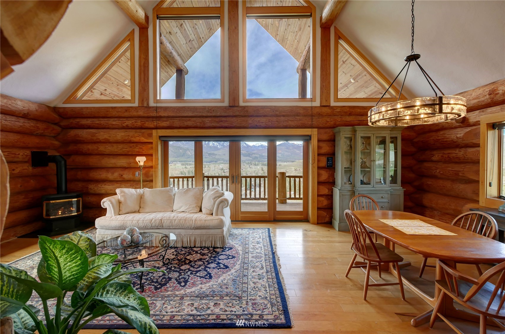 20 Pony Road Winthrop, WA 98862 - Photo 7 of 40