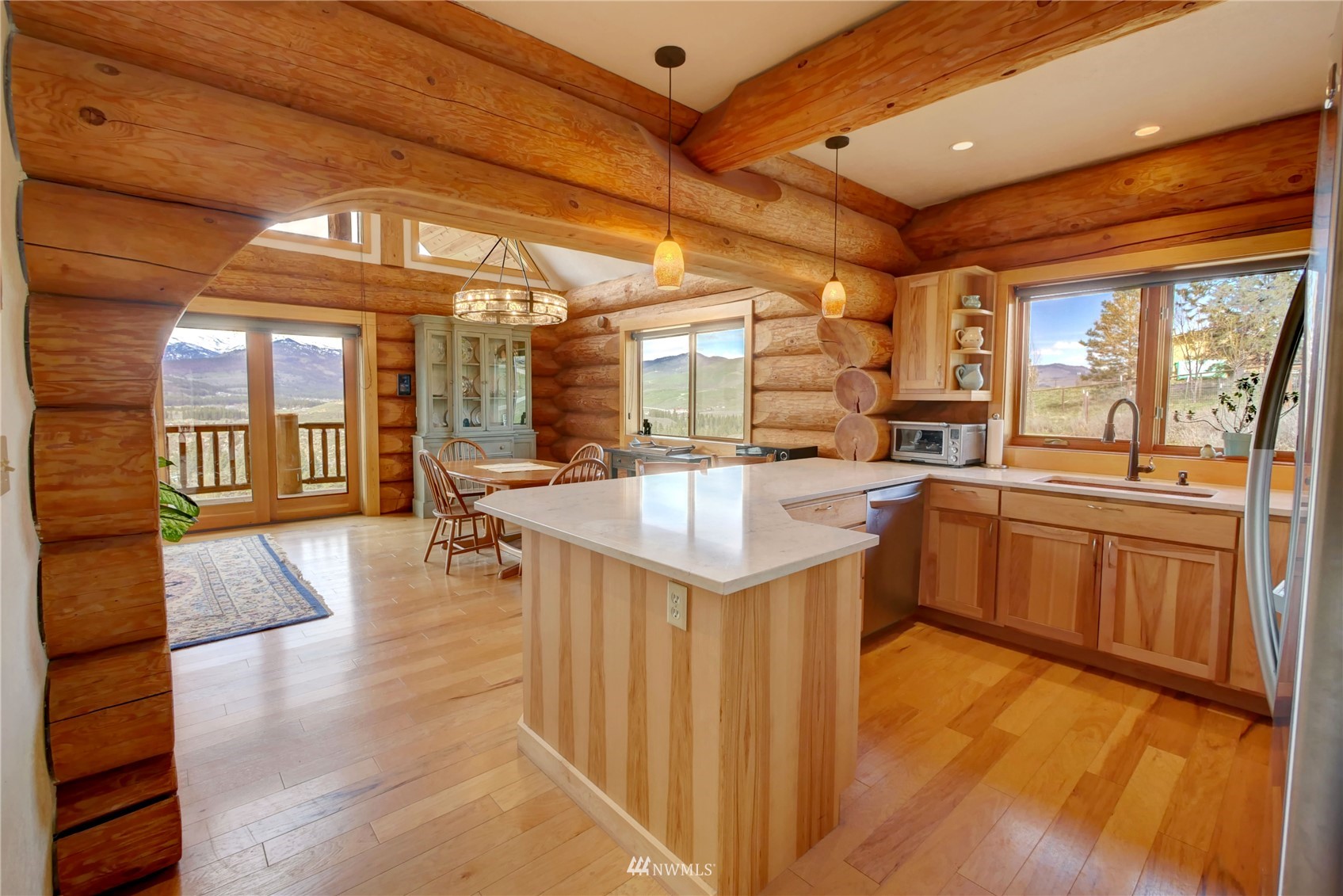 20 Pony Road Winthrop, WA 98862 - Photo 8 of 40