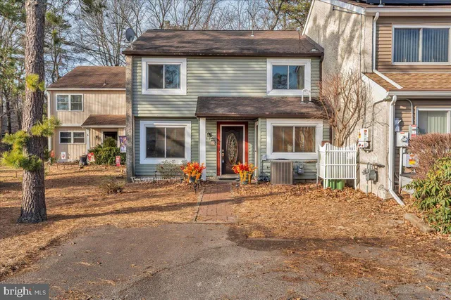 $285,000 | 15 Queen Anne Court, Marlton, NJ 08053