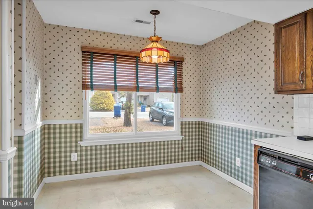 $285,000 | 15 Queen Anne Court, Marlton, NJ 08053