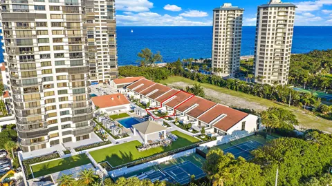 $795,000 | 3970 North Ocean Drive, Unit 6, Singer Island, FL 33404