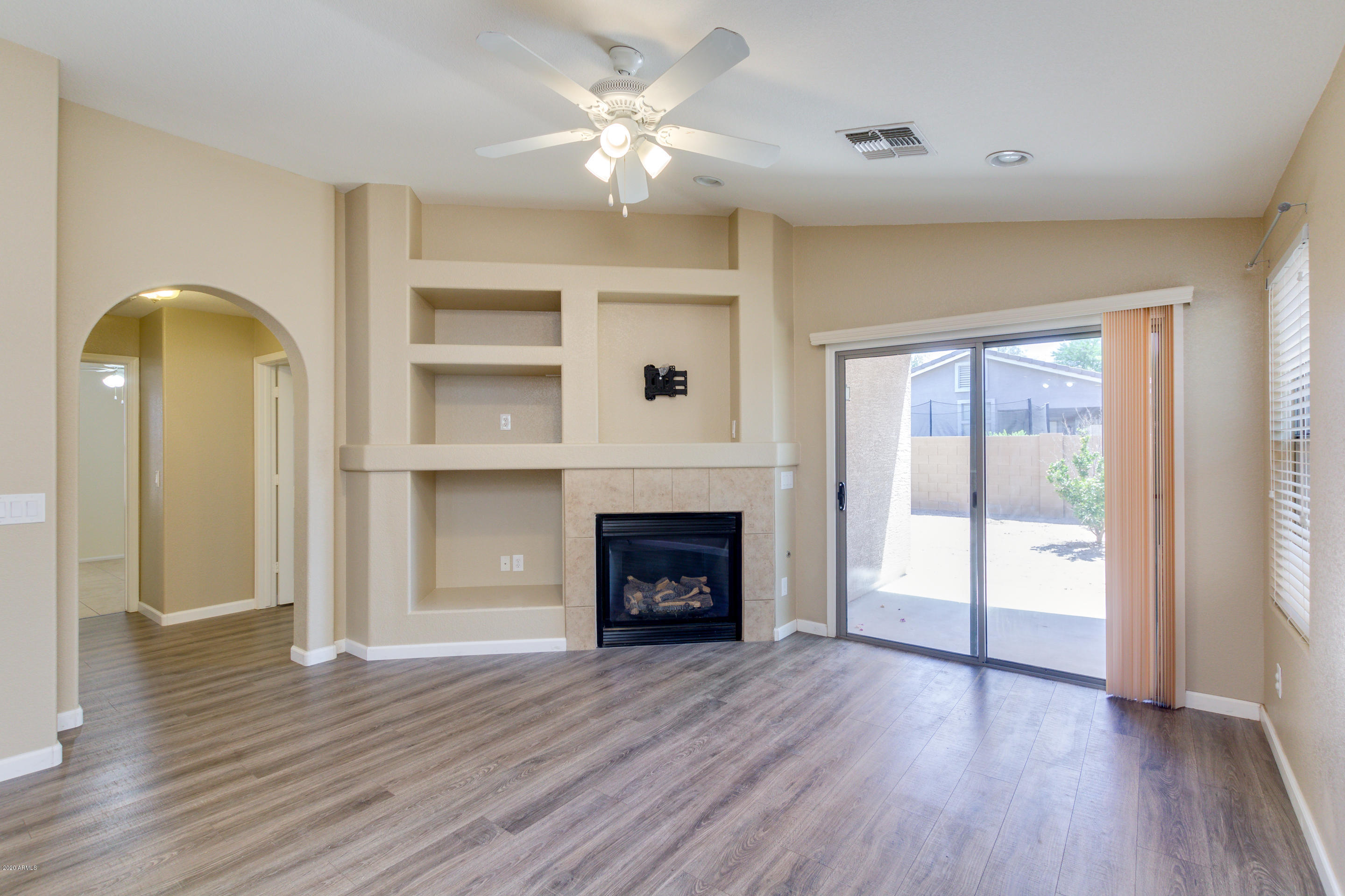 4249 East Bonanza Road Gilbert, AZ 85297 - Photo 11 of 47 06-Bonanza