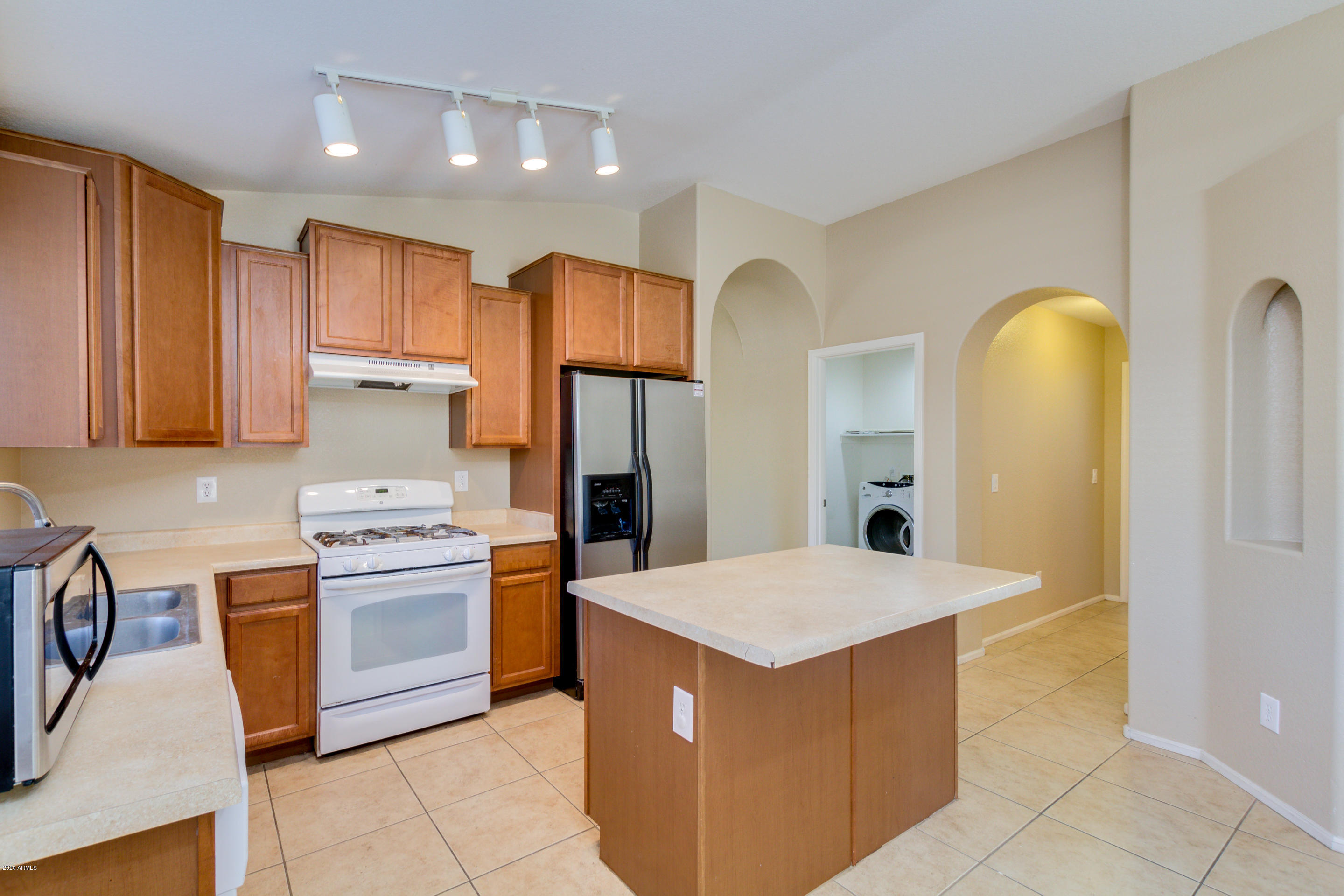 4249 East Bonanza Road Gilbert, AZ 85297 - Photo 16 of 47 11-Bonanza