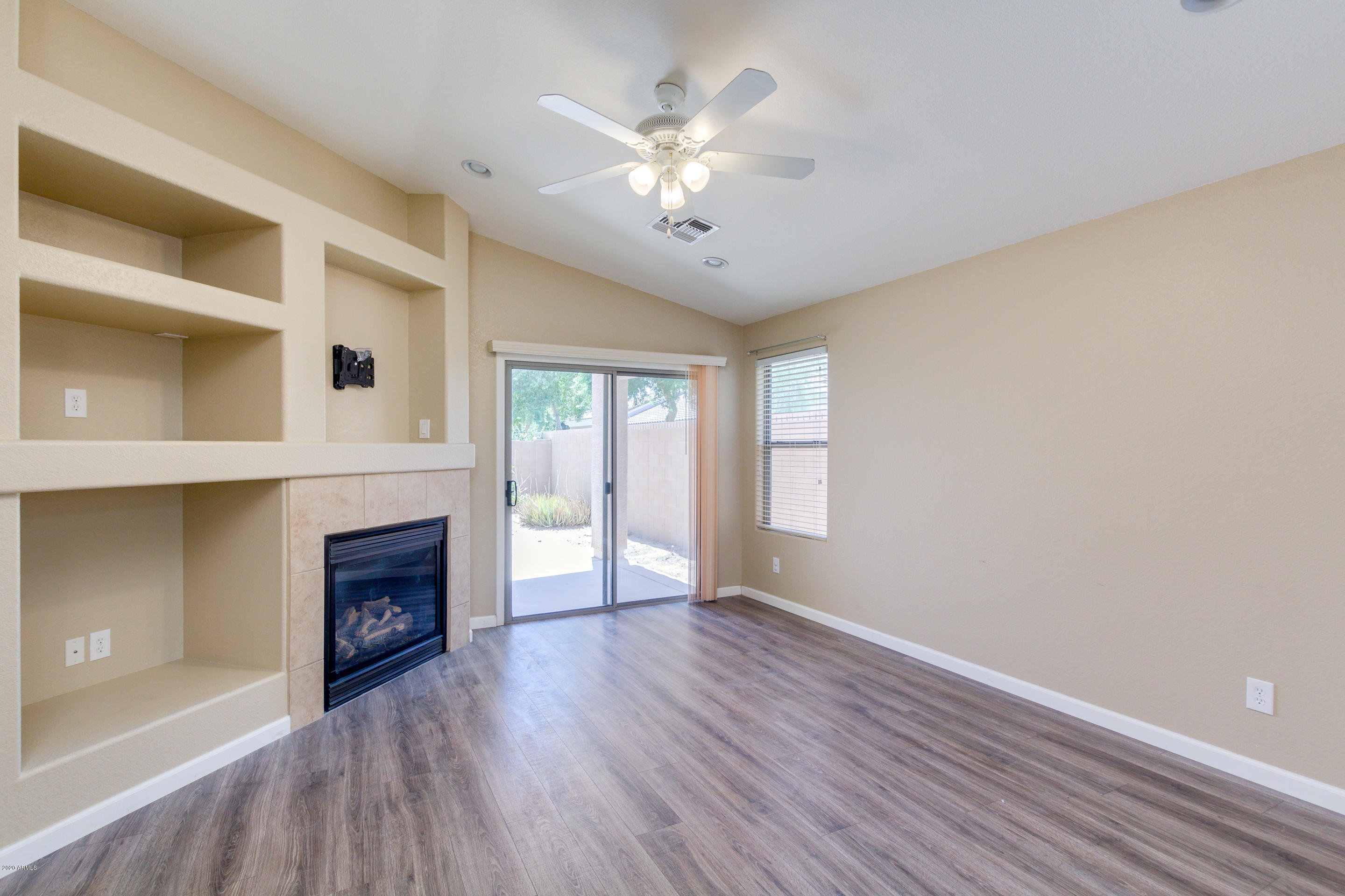 4249 East Bonanza Road Gilbert, AZ 85297 - Photo 10 of 47 05-Bonanza