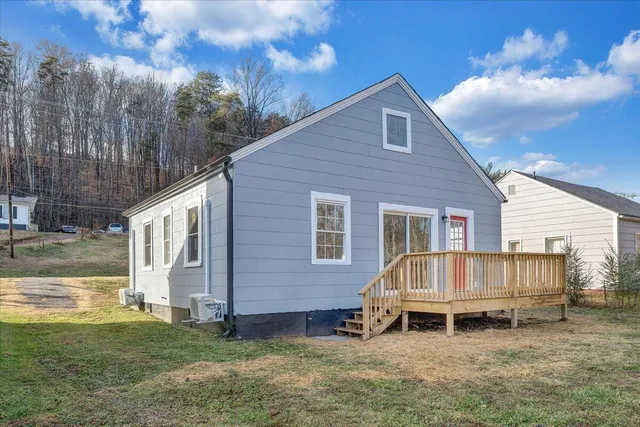 a house view with a yard