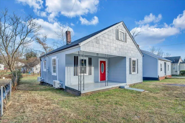 $90,000 | 1920 Daniels Creek Road, Collinsville, VA 24078