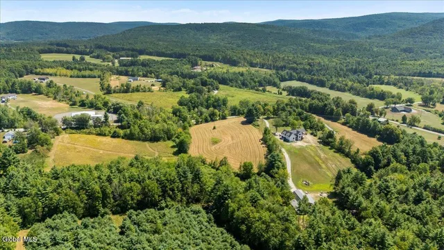 $125,000 | 35 Parker School Road, Pittstown, NY 12094