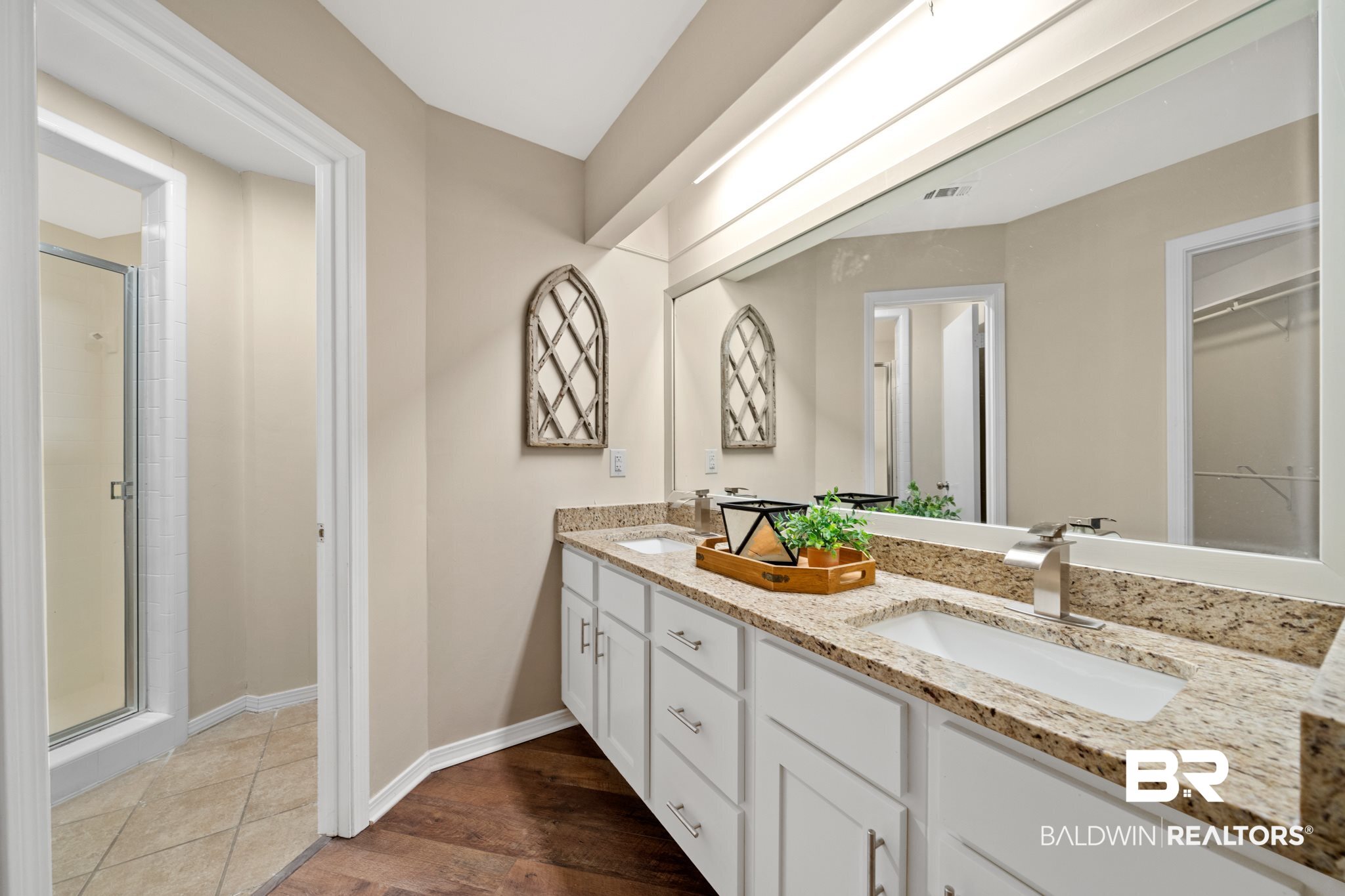 590 Ridgewood Drive Daphne, AL 36526 - Photo 12 of 27 Master Bath