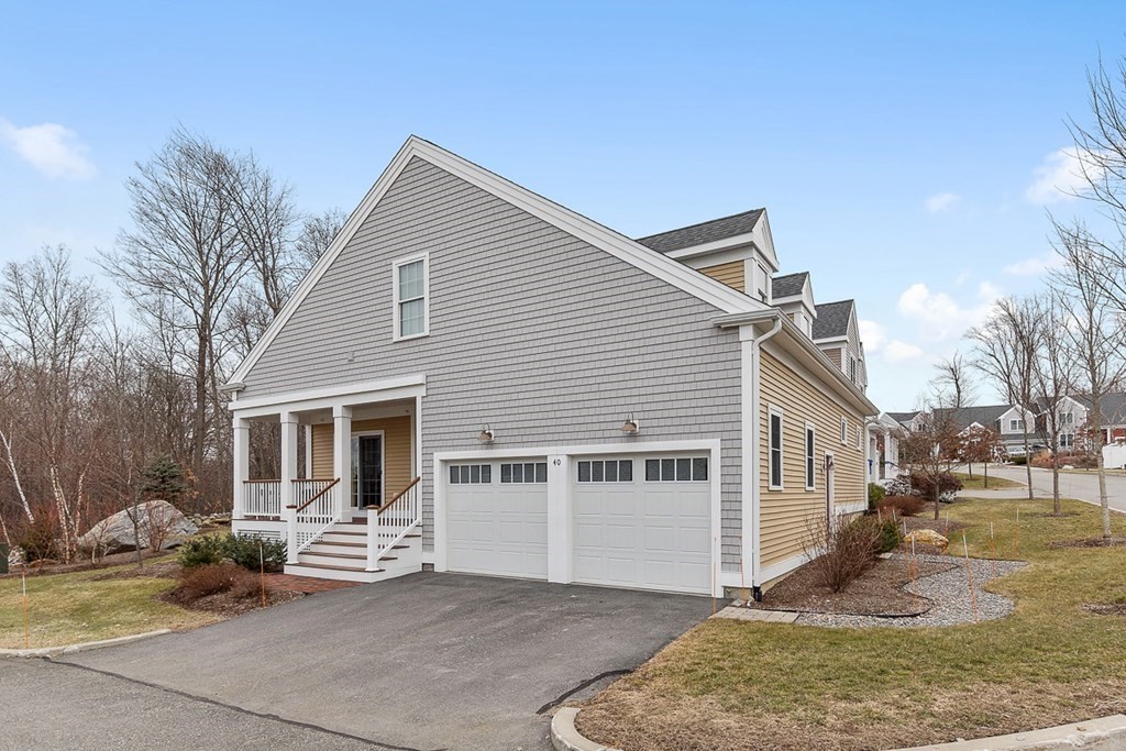 40 Stevens Road, Unit 40 Hudson, MA 01749 - Photo 1 of 40 Gallery Image 1