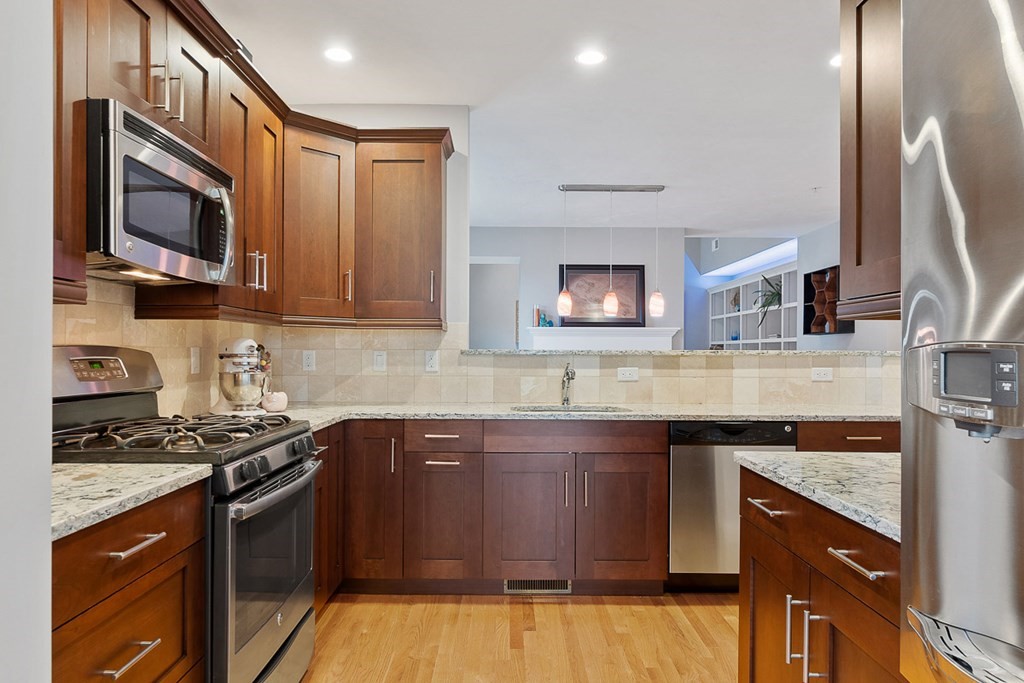 40 Stevens Road, Unit 40 Hudson, MA 01749 - Photo 4 of 40 Gallery Image 4