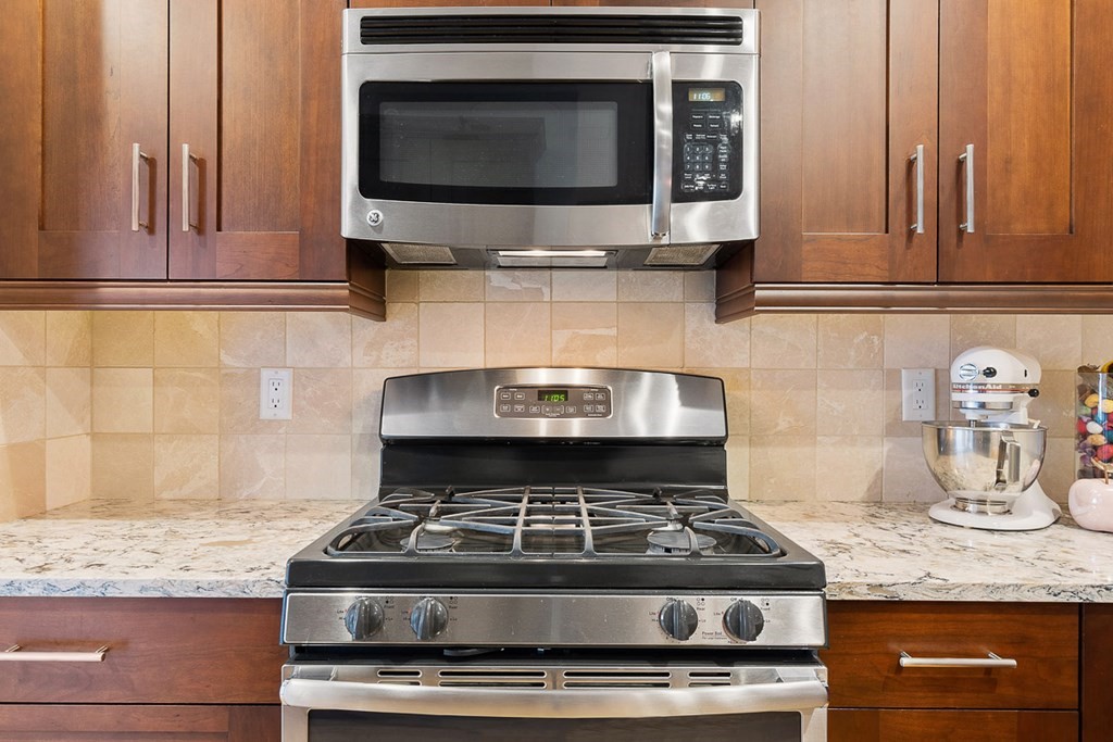 40 Stevens Road, Unit 40 Hudson, MA 01749 - Photo 6 of 40 Gallery Image 6