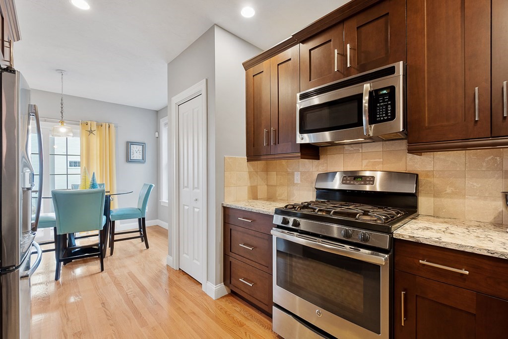 40 Stevens Road, Unit 40 Hudson, MA 01749 - Photo 8 of 40 Gallery Image 8
