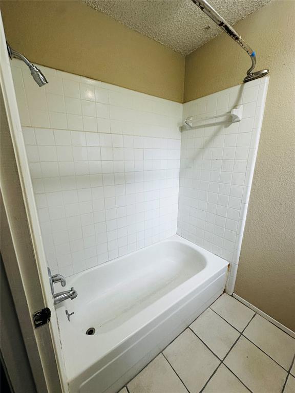 6741 Ridgetop Road North Richland Hills, TX 76182 - Photo 34 of 40 Primary Shower
