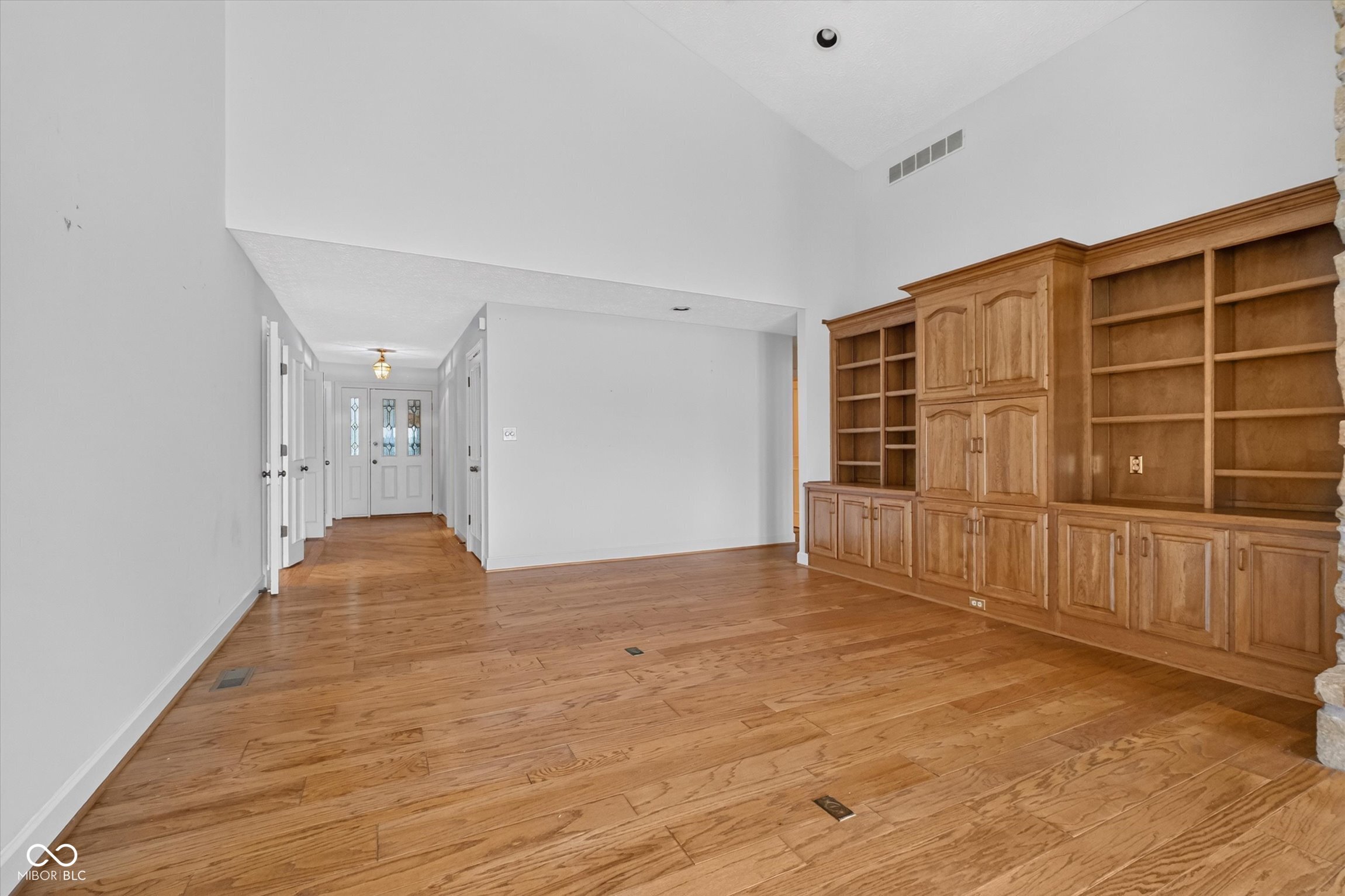 8002 Dean Road Indianapolis, IN 46240 - Photo 17 of 65 Gallery Image 17