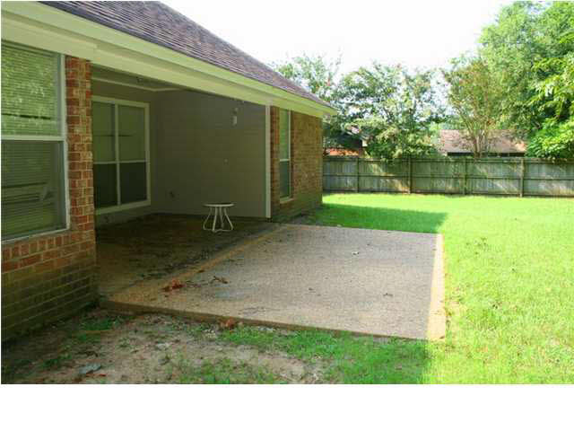5167 Terry Road Jackson, MS 39212 - Photo 8 of 9 Patio