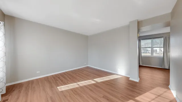 $369,900 | 225 Mondovi Drive, Oswego, IL 60543