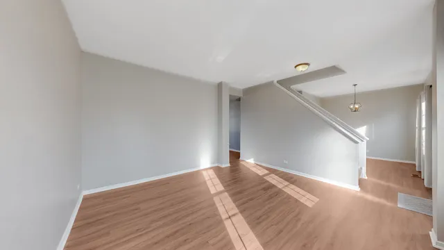 $369,900 | 225 Mondovi Drive, Oswego, IL 60543