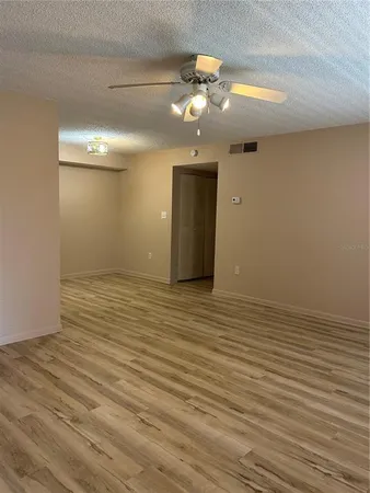 $1,600 | 2690 Coral Landings Boulevard, Unit 433, Palm Harbor, FL 34684