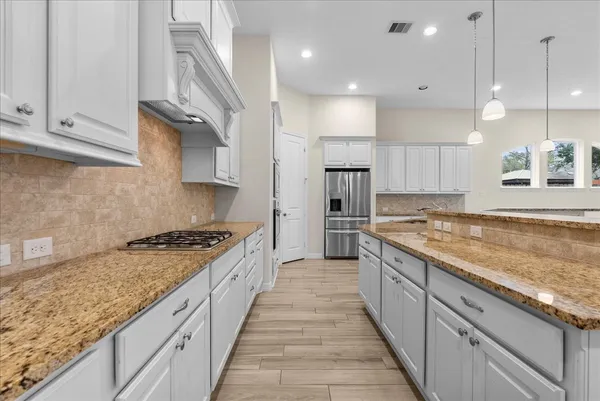 $579,900 | 3806 Bandera Reserve Lane, Houston, TX 77059