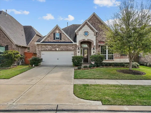 $579,900 | 3806 Bandera Reserve Lane, Houston, TX 77059