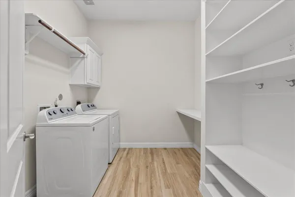 $579,900 | 3806 Bandera Reserve Lane, Houston, TX 77059