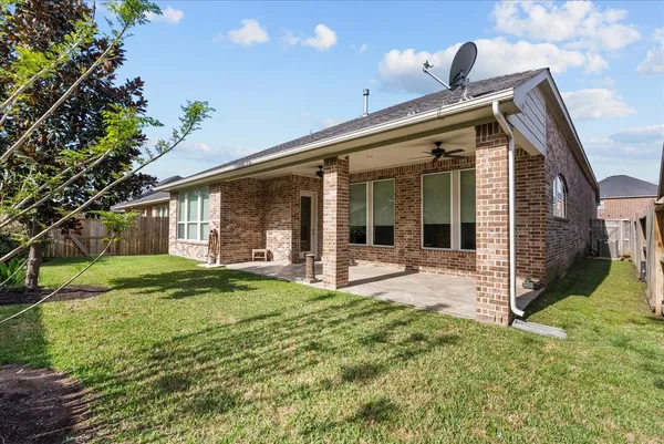 $579,900 | 3806 Bandera Reserve Lane, Houston, TX 77059