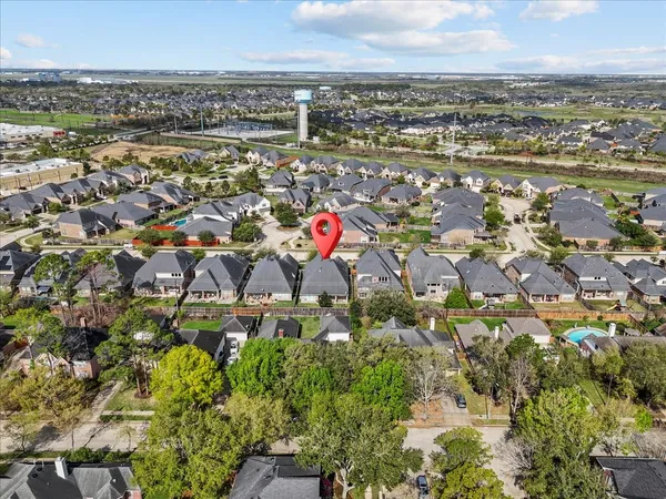 $579,900 | 3806 Bandera Reserve Lane, Houston, TX 77059