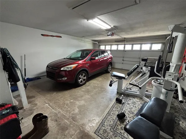 $2,100 | 2511 Palmetto Drive, Bossier City, LA 71111