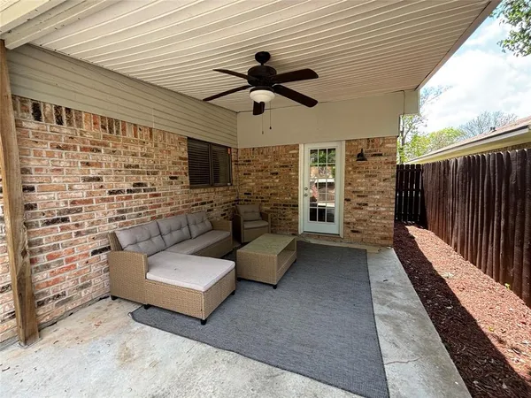 $2,100 | 2511 Palmetto Drive, Bossier City, LA 71111