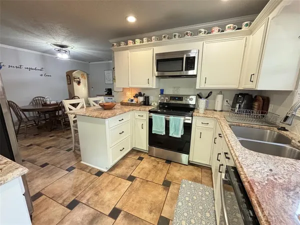$2,100 | 2511 Palmetto Drive, Bossier City, LA 71111
