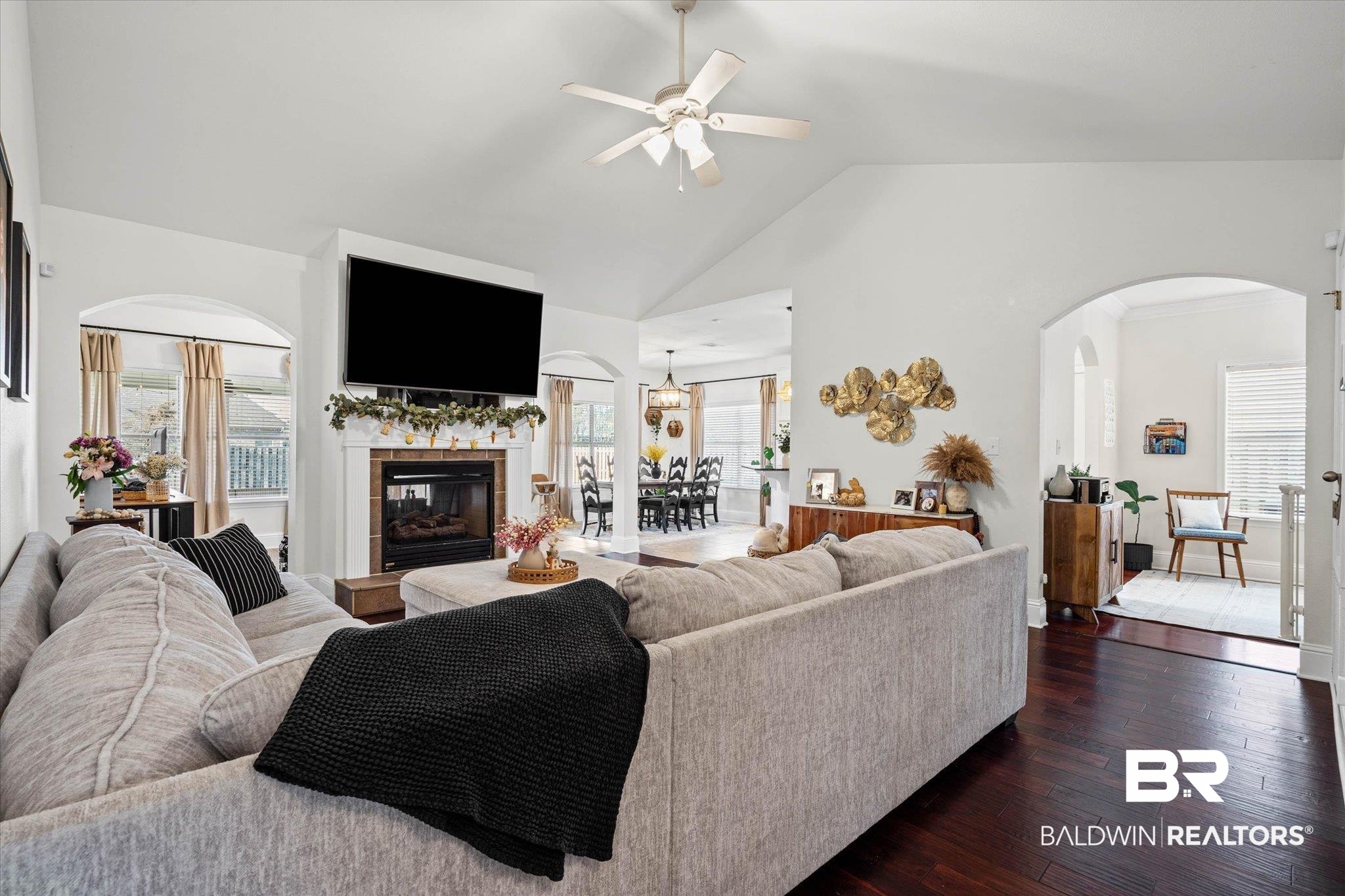 11031 Garrett Road Daphne, AL 36526 - Photo 2 of 23