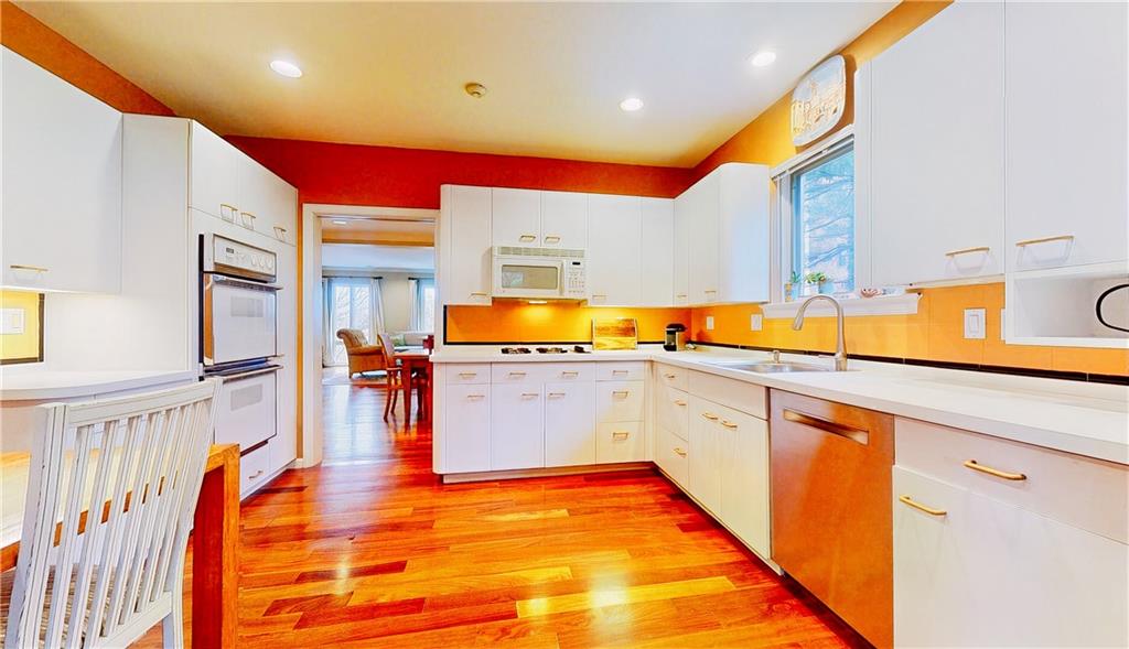152 North Woodland Road Pittsburgh, PA 15232 - Photo 4 of 25 Gallery Image 4