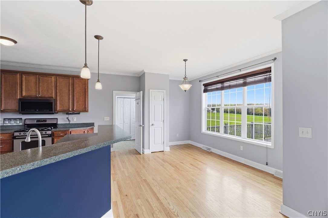 5879 East Lake Road Sullivan, NY 13035 - Photo 16 of 34 dining nook
