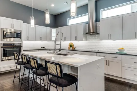 $530,000 | 3170 Carmel Street, Unit 103, Dallas, TX 75204