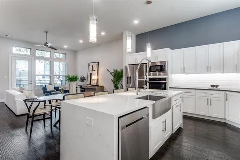 $530,000 | 3170 Carmel Street, Unit 103, Dallas, TX 75204