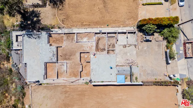 a view of residential house with outdoor space