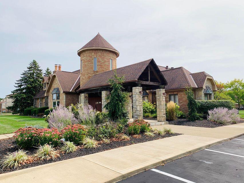 2271 Hedgerow Road, Unit 2271C Columbus, OH 43220 - Photo 21 of 23 20220531140709642217000000-o