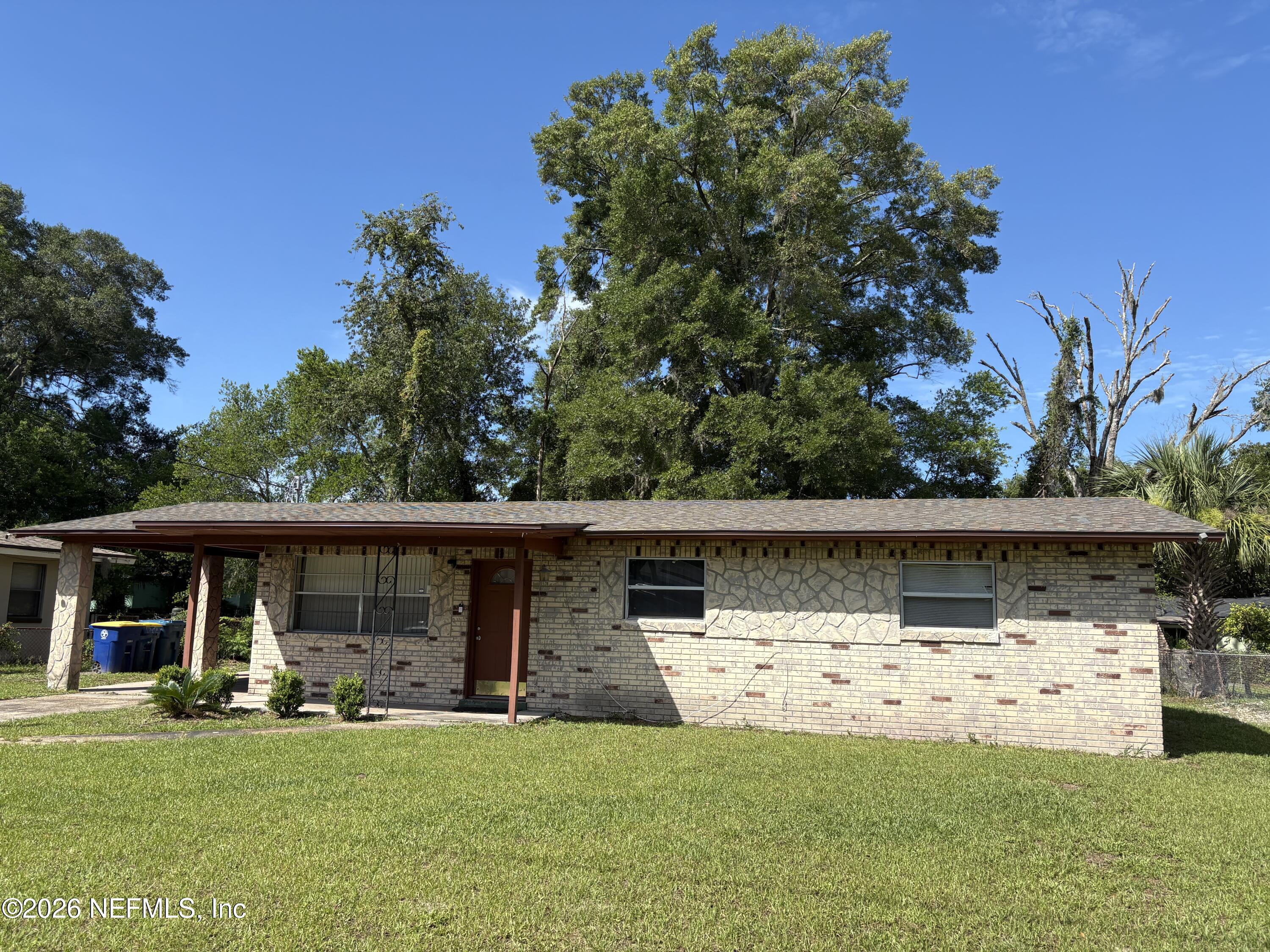 6912 Corday Road Jacksonville, FL 32208 - Photo 2 of 23 front
