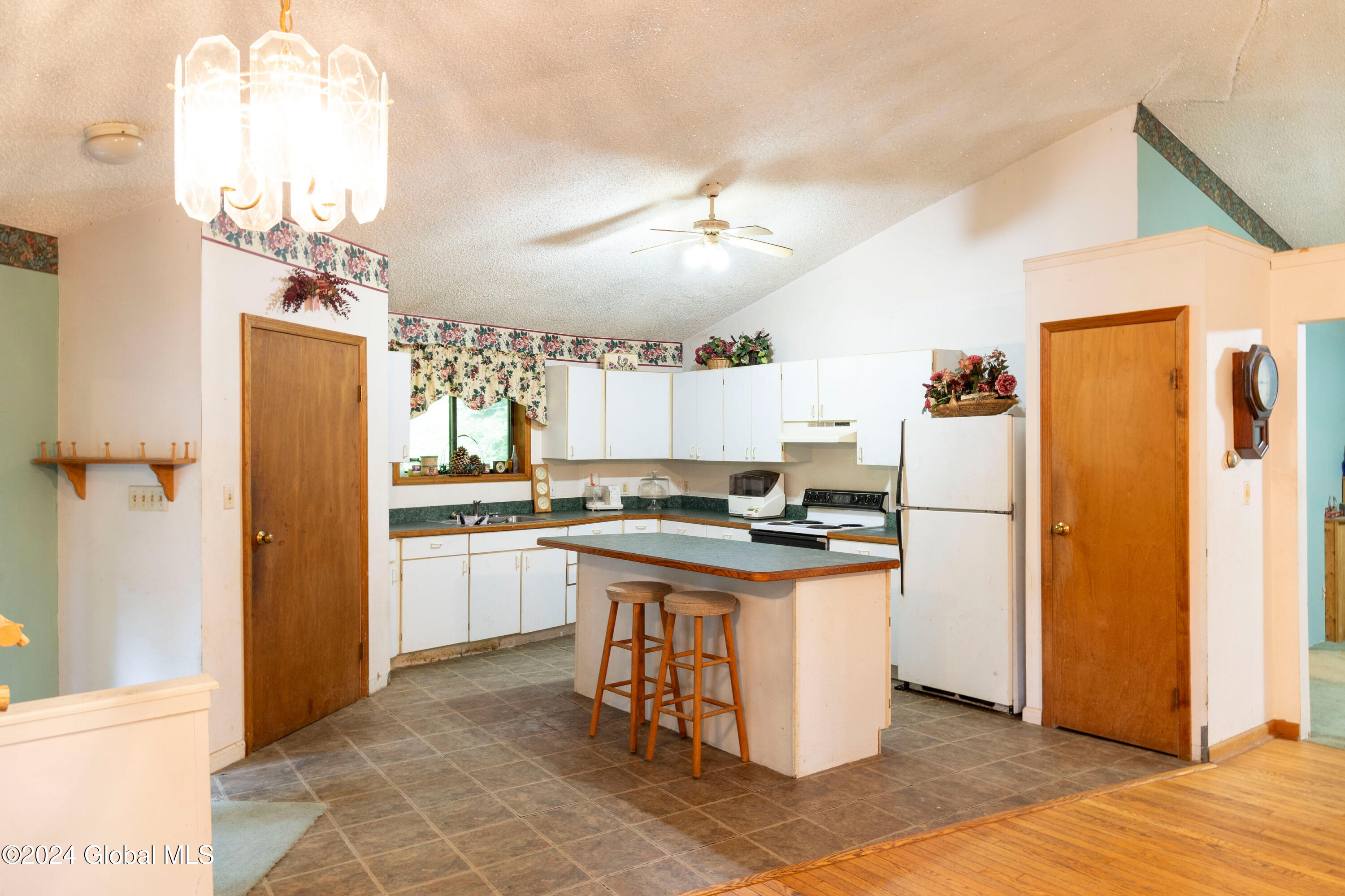 291 Harris Road Hadley, NY 12822 - Photo 7 of 27 corinth04