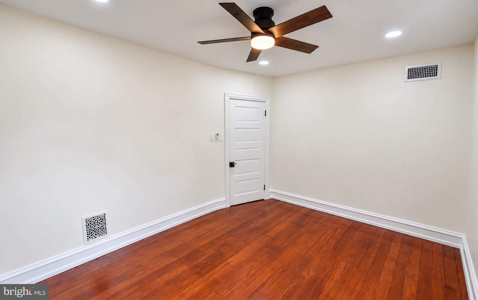 108 Washington Avenue Newtown, PA 18940 - Photo 18 of 21 Gallery Image 18