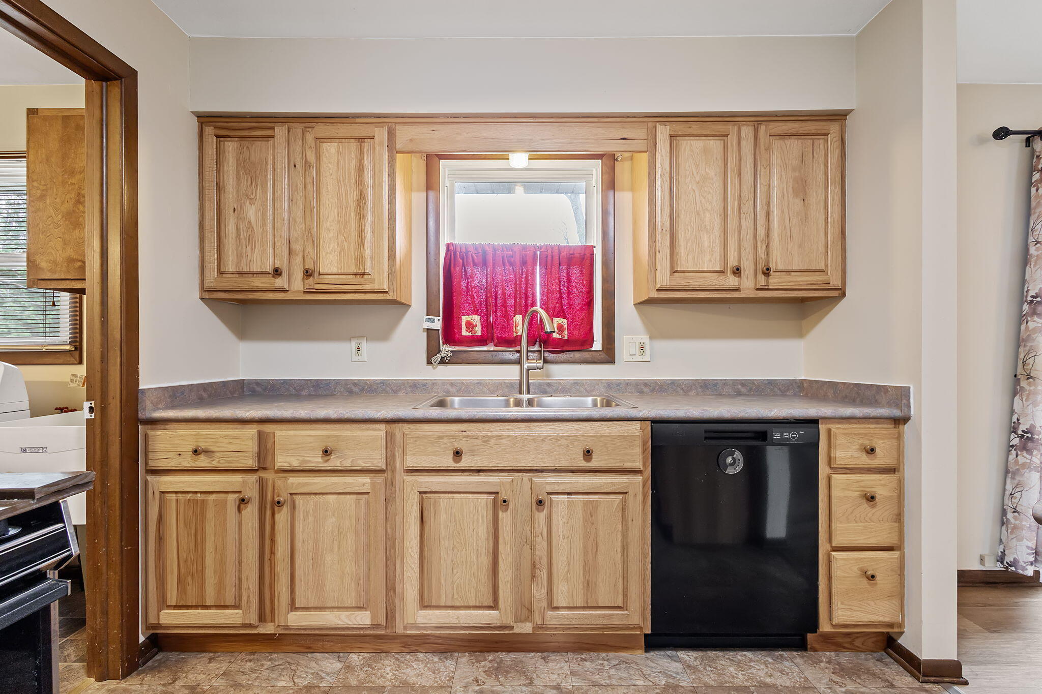 4720 East 1040th Street North Demotte, IN 46310 - Photo 11 of 29 2048x1365