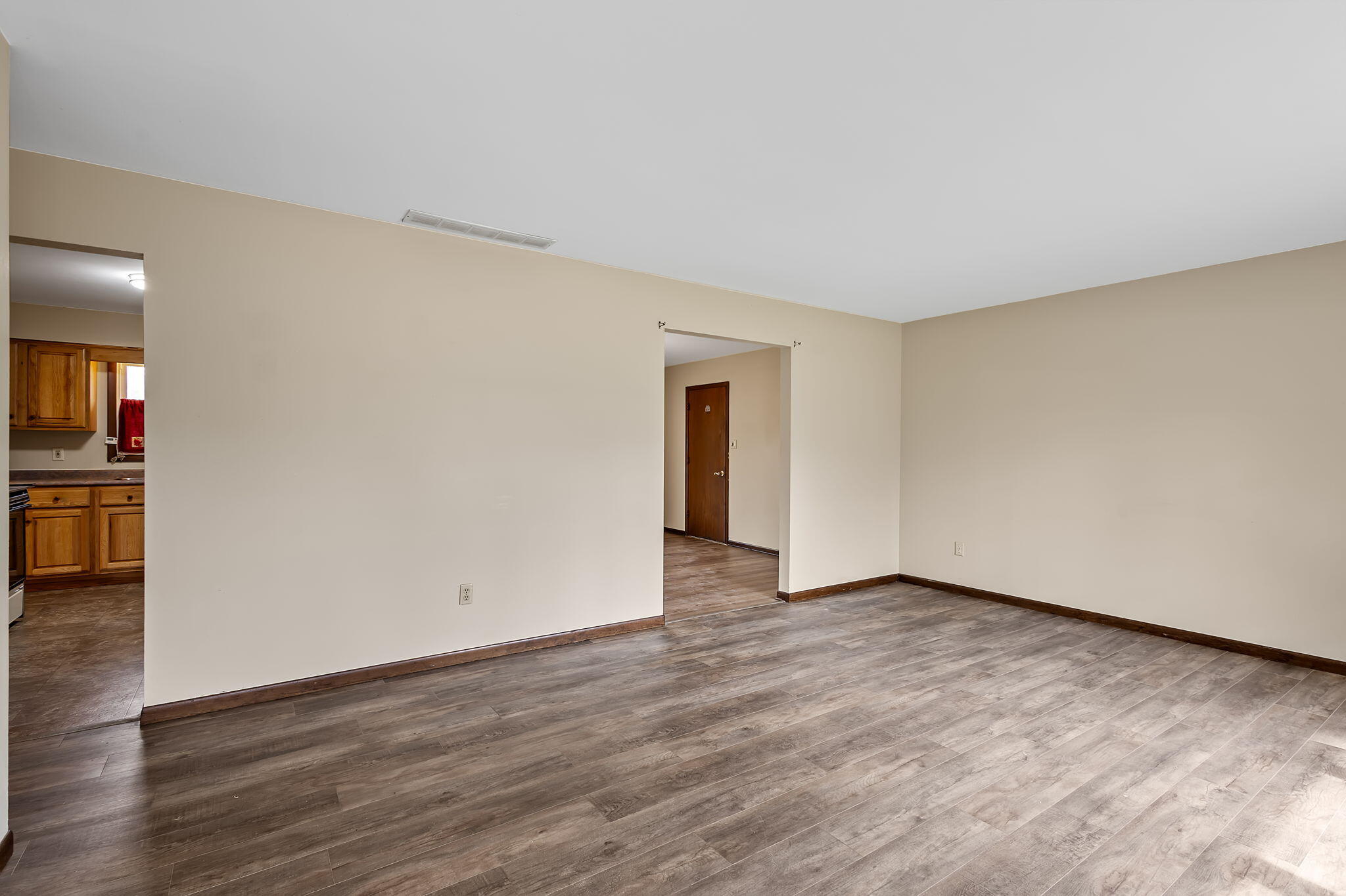 4720 East 1040th Street North Demotte, IN 46310 - Photo 5 of 29 2048x1365