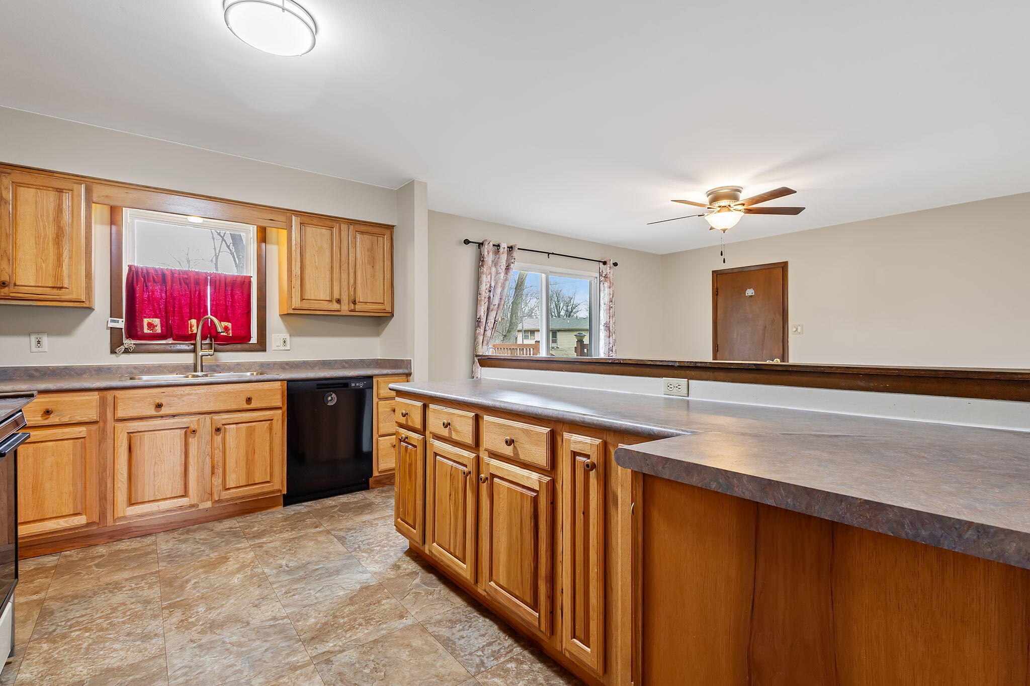 4720 East 1040th Street North Demotte, IN 46310 - Photo 10 of 29 2048x1365