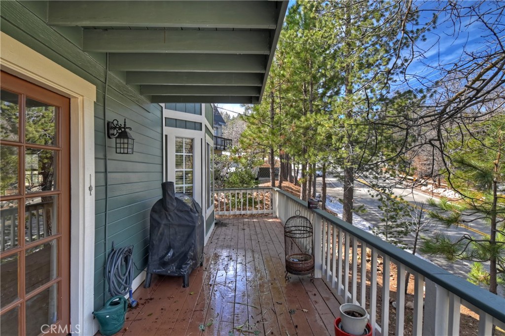 28223 North Bay Road Lake Arrowhead, CA 92352 - Photo 32 of 39 a view of balcony