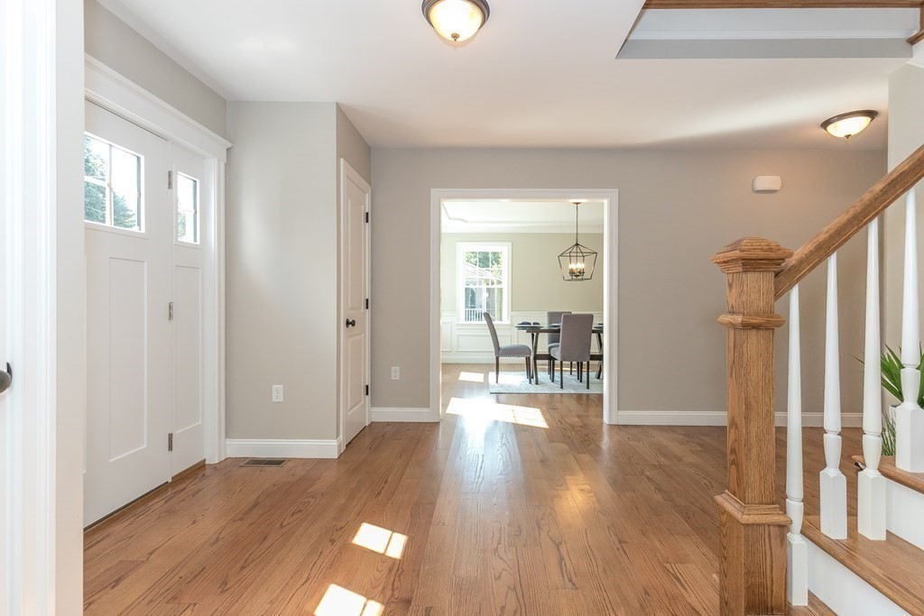 35 Donald Road Burlington, MA 01803 - Photo 8 of 42 Gallery Image 8
