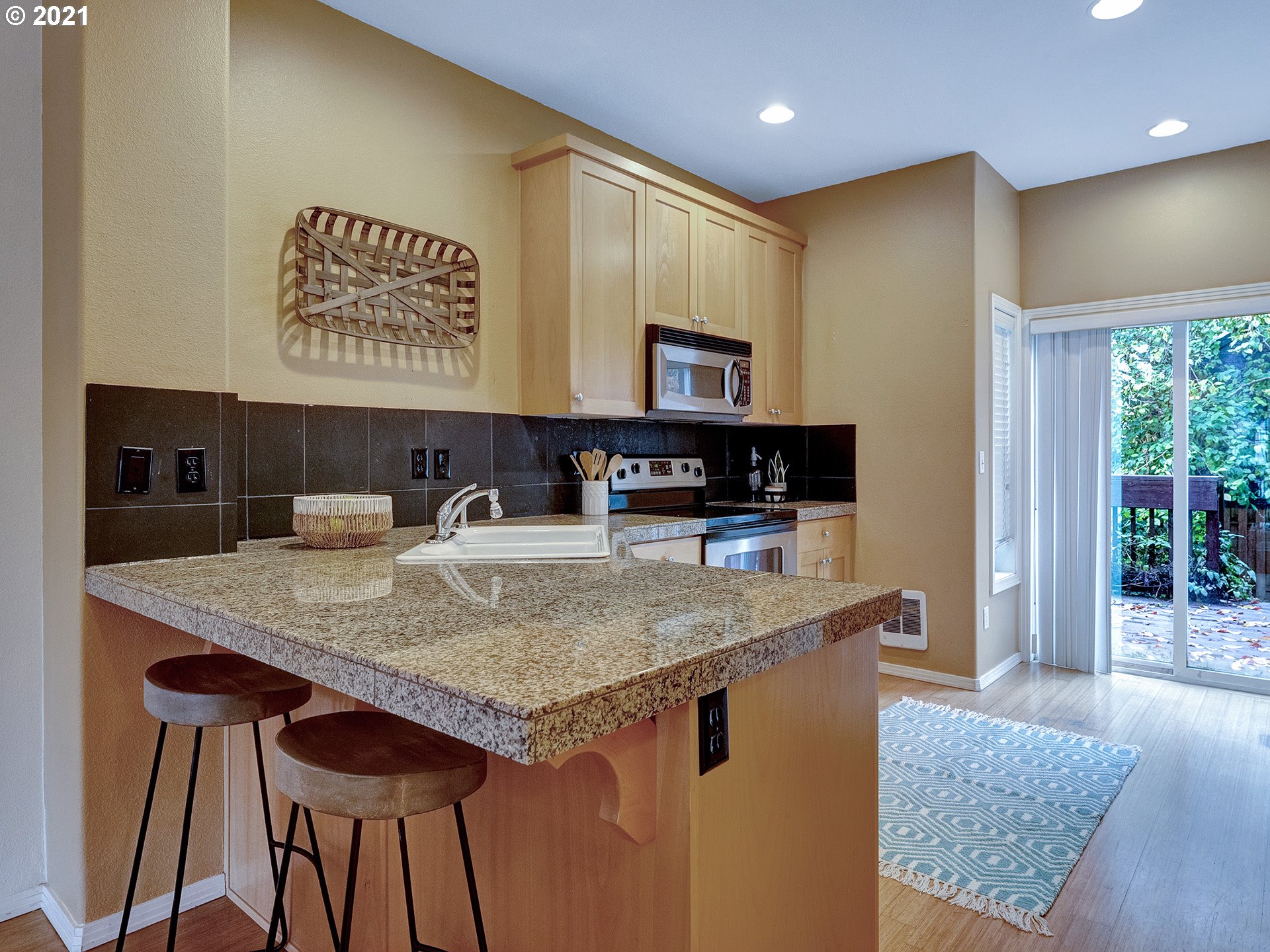431 Northeast Cook Street Portland, OR 97212 - Photo 12 of 29 Gallery Image 12