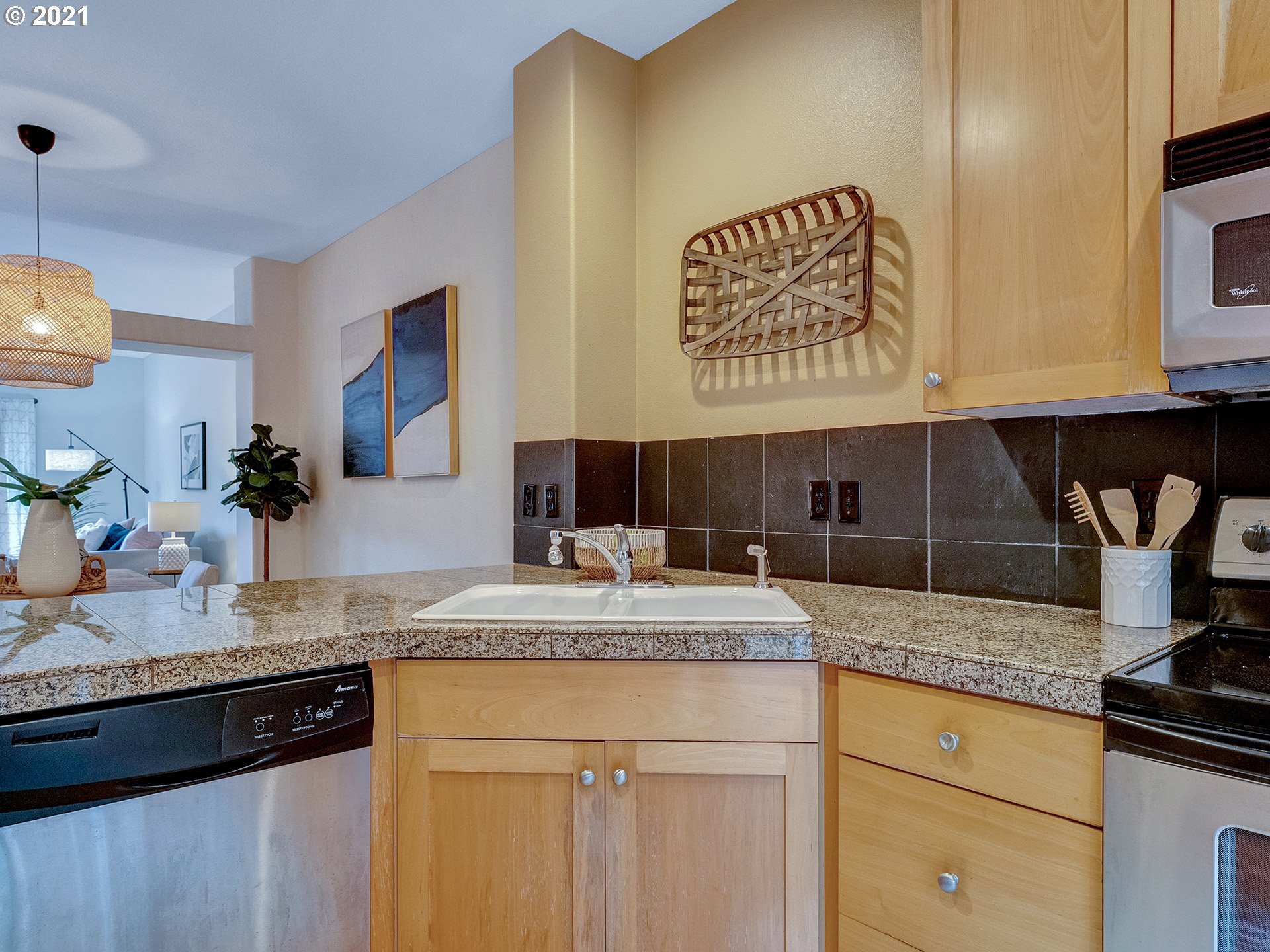 431 Northeast Cook Street Portland, OR 97212 - Photo 15 of 29 Gallery Image 15